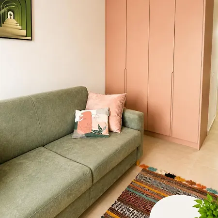 Sunkissed In Albania Appartement *